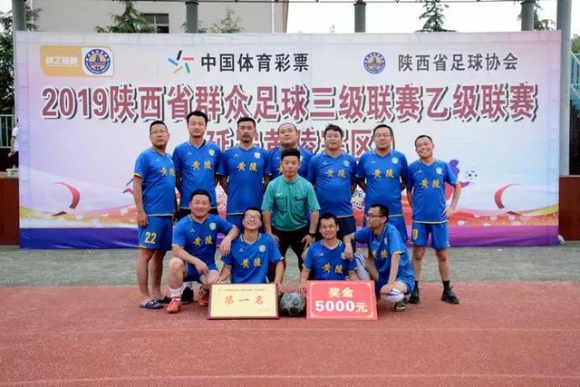 国庆档表现不如预期，陈思诚的新作稳居票房冠军